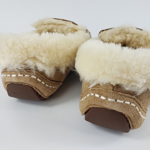 SOLD Lamo Aussie Moc Mocassin Slipper Chestnut - Picture 5 of 8